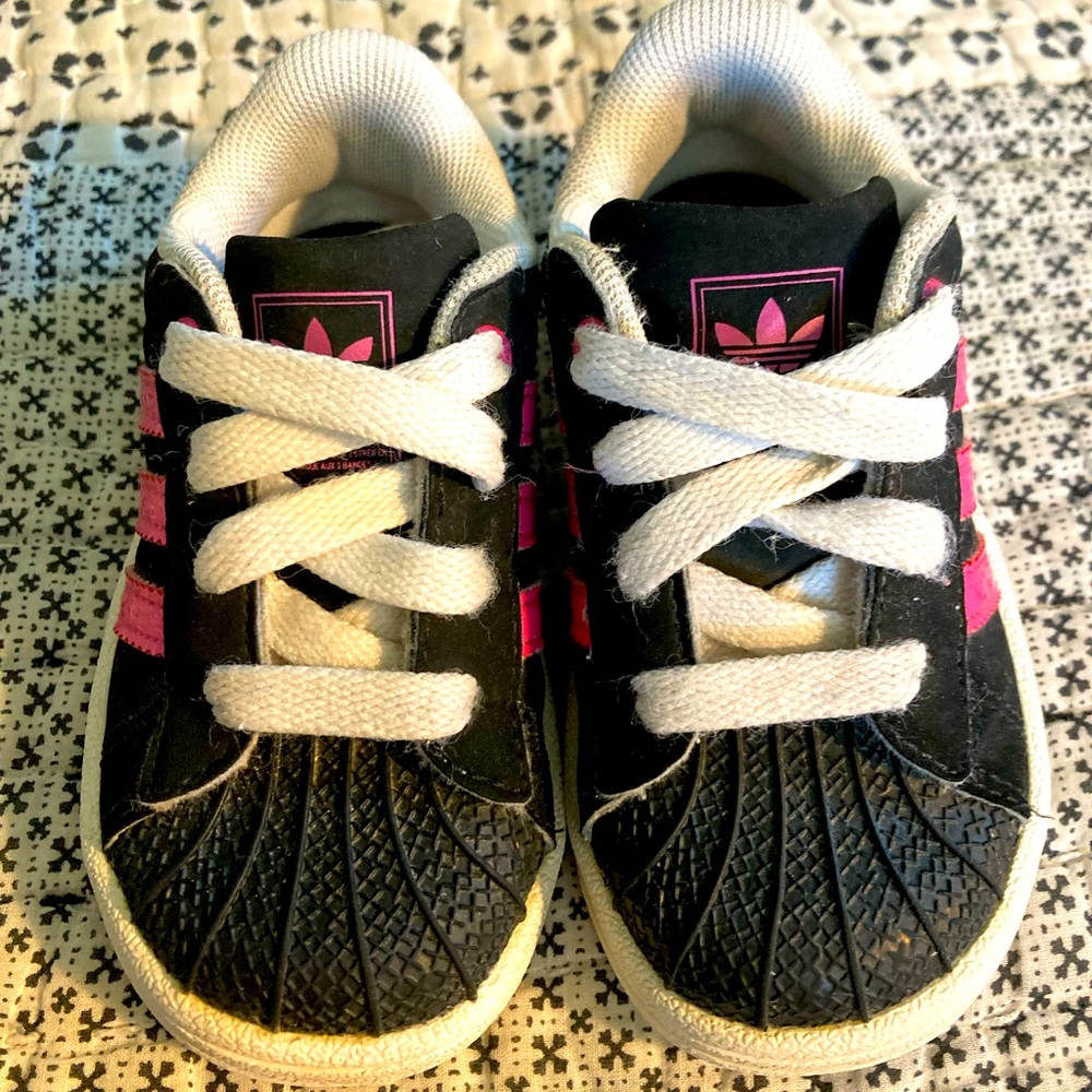 Adidas Shell Toes